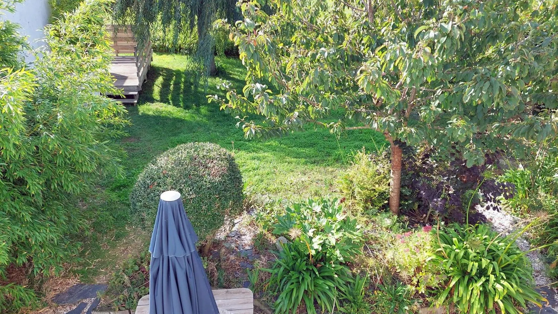 Holiday Home Close To Beach, Cleder, Cleaning Included